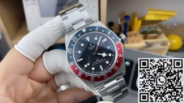 ZF Factory Replica Tudor Watch Heritage Black Bay M79830RB-0001: A GMT Masterpiece