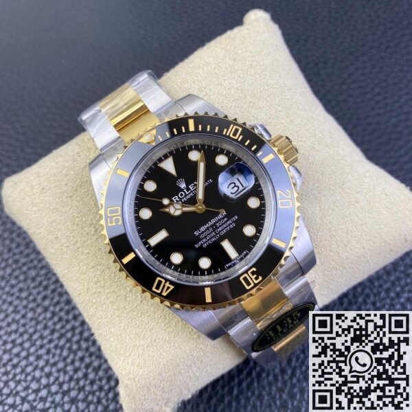 Clean Submariner Watch - Rolex 116613LN-0001