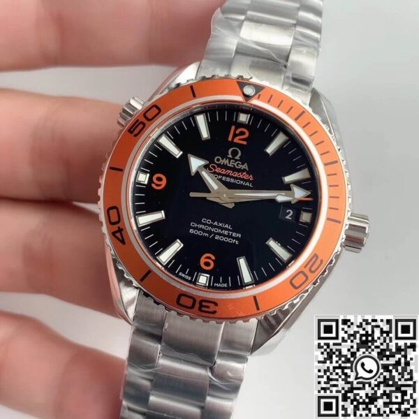 VS Seamaster Diver 600M Omega 232.30.46.21.01.002 Black Dial