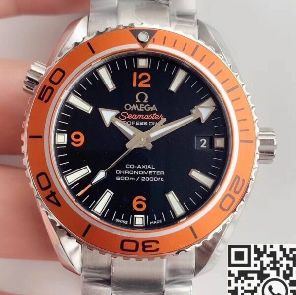 VS Seamaster Diver 600M Omega 232.30.46.21.01.002 Black Dial