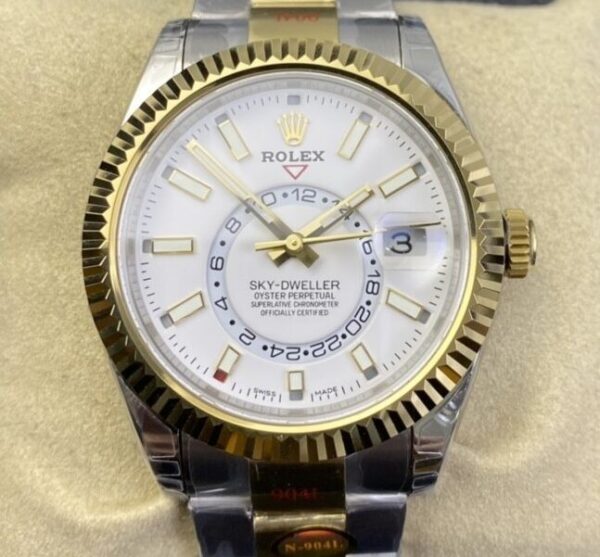 Replica Rolex Sky Dweller M326933-0009 Noob Factory Wathces