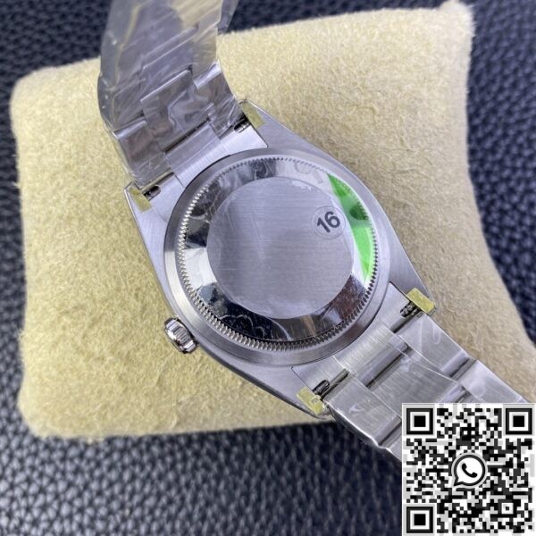 Replica Rolex Oyster Perpetual VS Factory M126000-0004