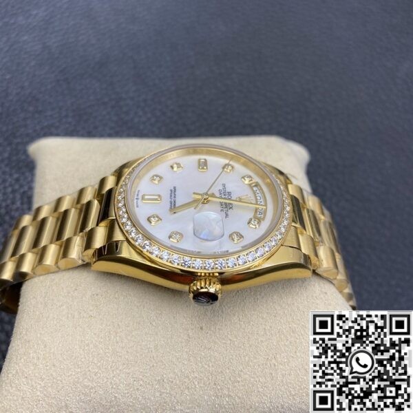 Rolex Fake Day Date - Ladies Gold Watch Size 36mm