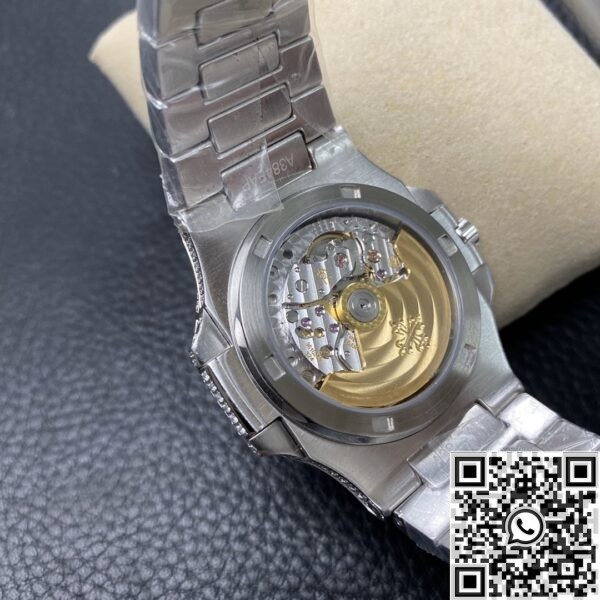 imitates Patek Philippe Nautilus - 5711 Full Diamond Watch