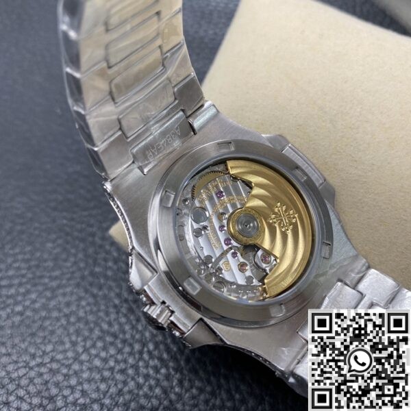 imitates Patek Philippe Nautilus - 5711 Full Diamond Watch