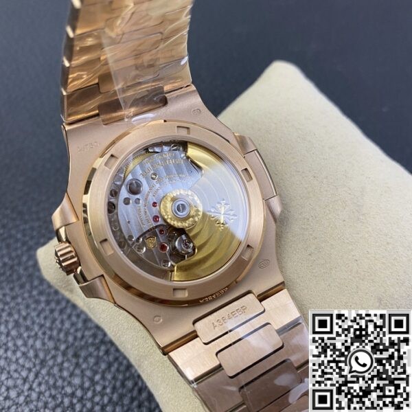 1:1 Replica Patek Philippe - Nautilus 5711R White Dial Rose Gold