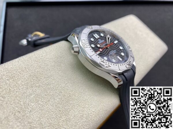 VS Omega Seamaster Replica 210.32.42.20.01.002