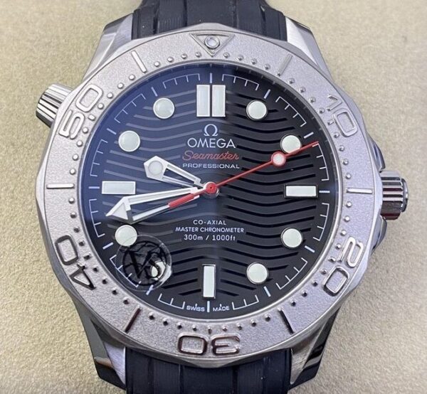 VS Omega Replica Seamaster Black Rubber Strap