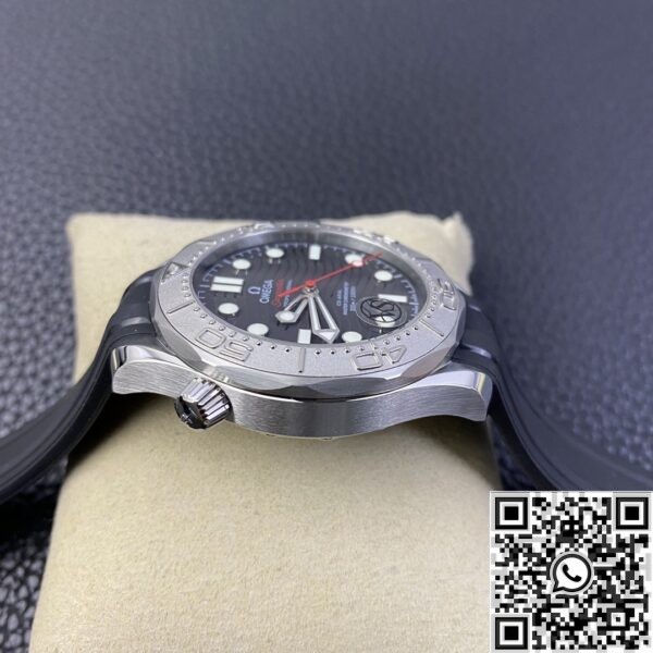 VS Omega Replica Seamaster Black Rubber Strap