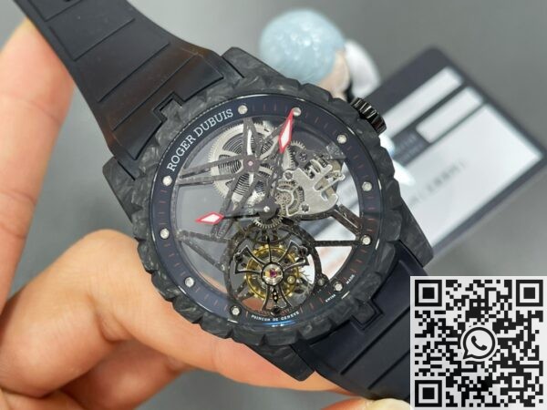 BBR Factory Fake Watch Roger Dubuis Excalibur DBEX0577: A Carbon Fiber Masterpiece with Black Strap