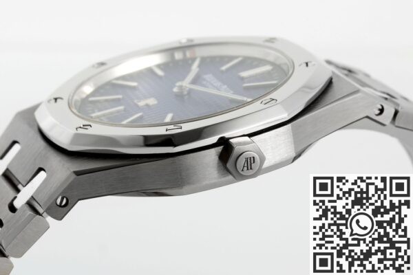 ZF Factory Audemars Piguet Royal Oak 15202IP.OO.1240IP.01 Gradient Blue: The Thinnest Steel King on the Market