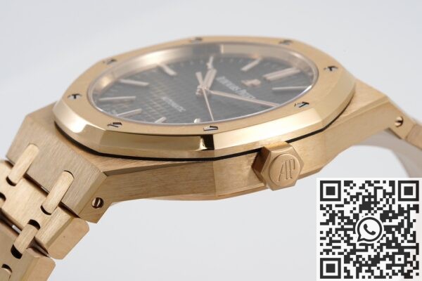 ZF Factory Fake Watches Audemars Piguet Royal Oak 15400OR.OO.1220OR.01 Rose Gold: A Luxurious Masterpiece