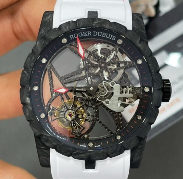 BBR Factory Replicas Roger Dubuis Excalibur Spider DBEX0577: A Carbon Fiber Marvel