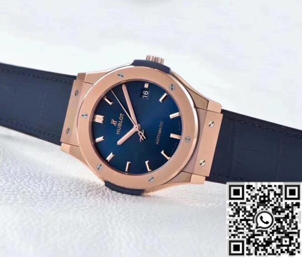 Replicas Hublot - Classic Fusion 18K Gold Blue Dial