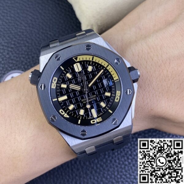 IP Factory Fake Watches AP Royal Oak Offshore 15720